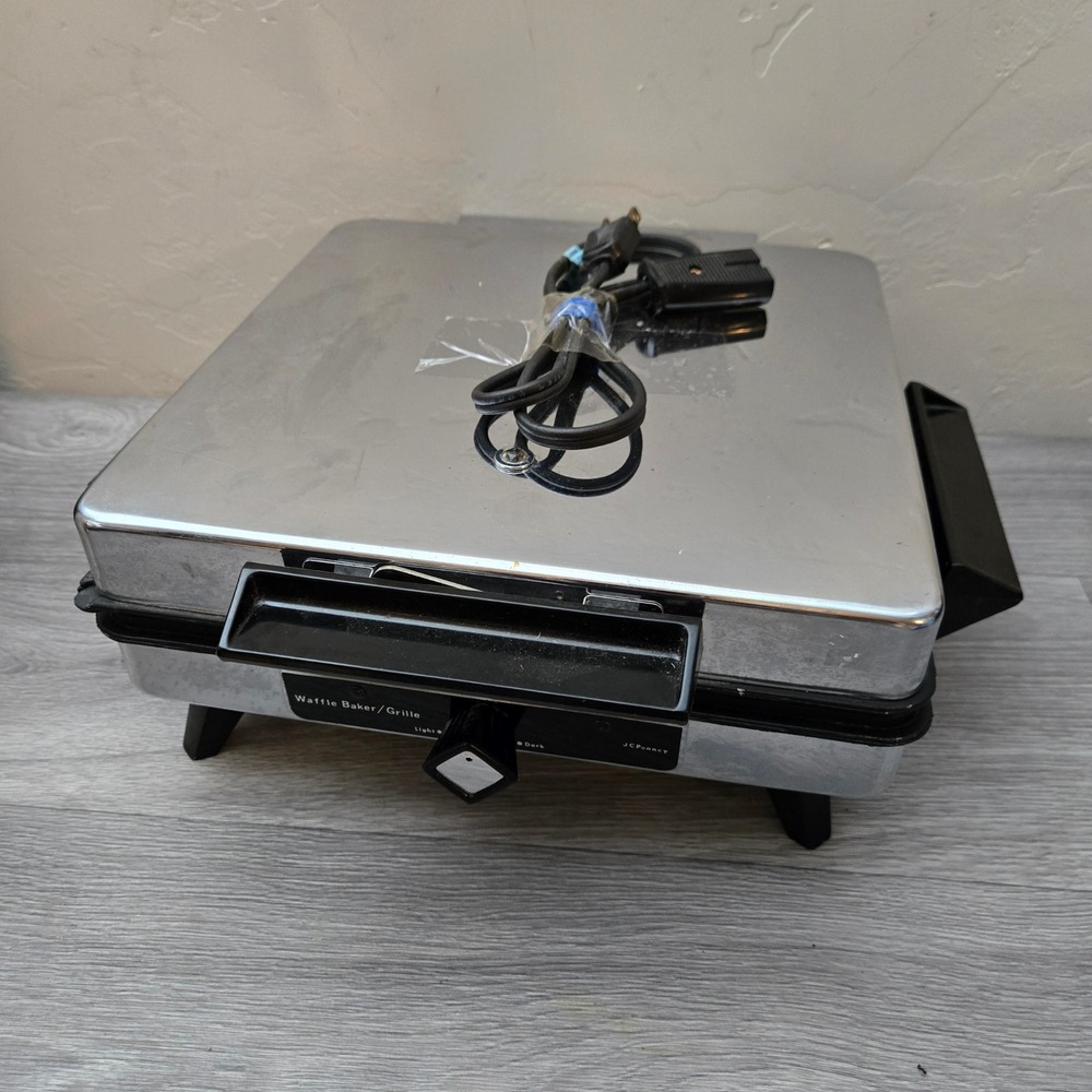 JCPenney Silver Waffle Baker Grille Large Mid Century Chrome Retro Vintage